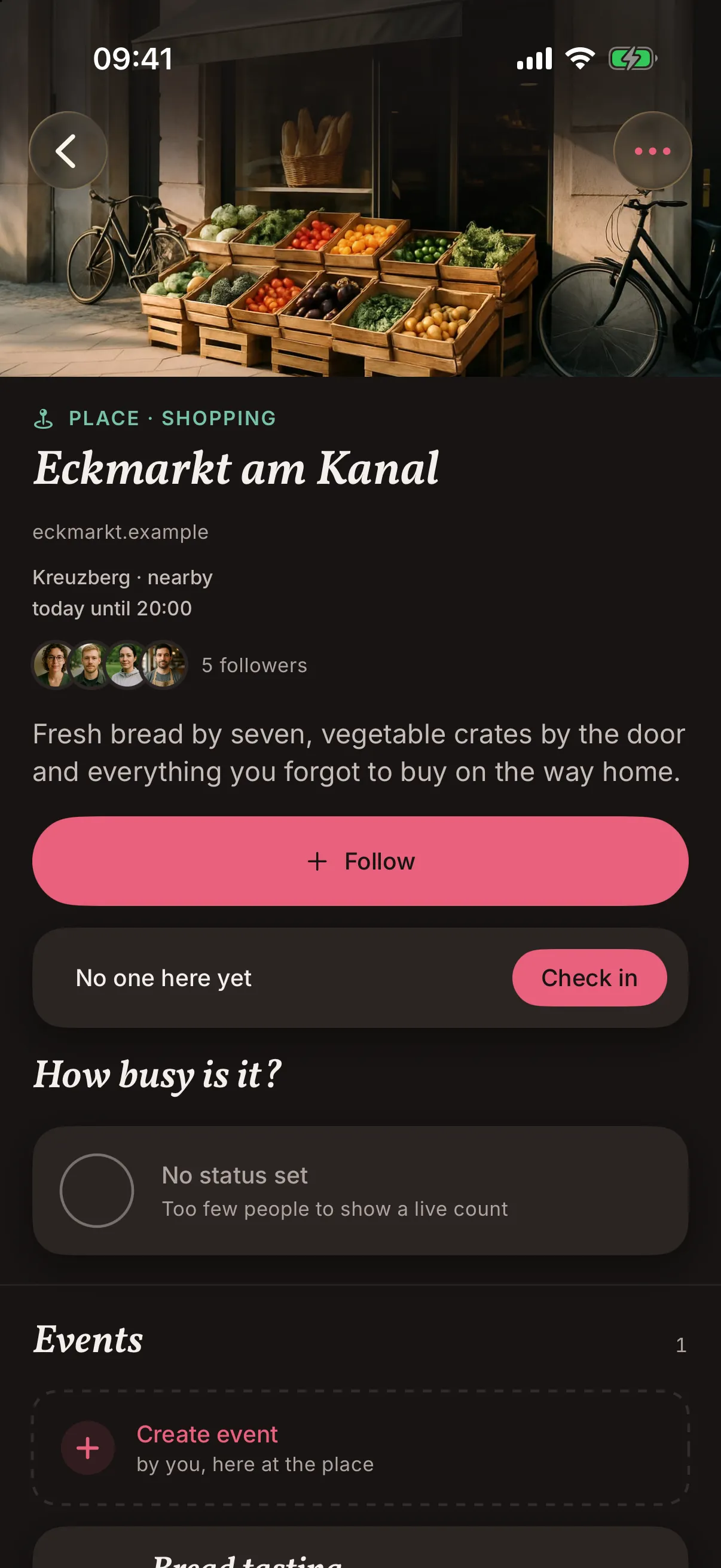 A shop in the snakken app: Eckmarkt am Kanal with a photo of its front, open until 20:00, five followers and a button to follow it.